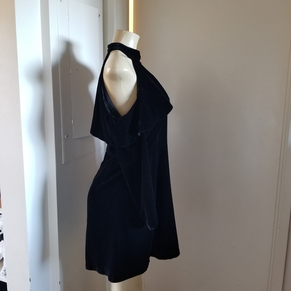 Zara black velvet off shoulder holiday dress large - Picture 14 of 15